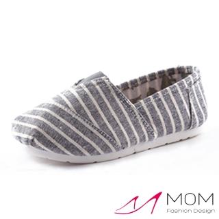 【MOM】美式潮流休閒舒適帆布鞋 懶人樂福鞋 親子童鞋(灰底條紋)