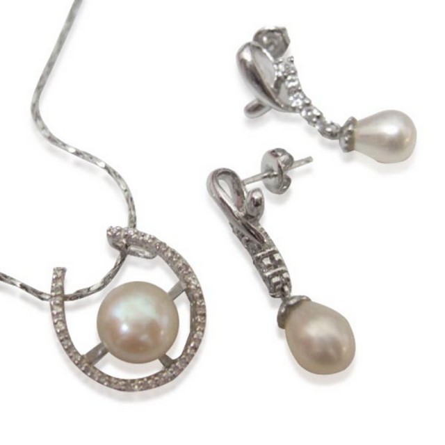 【小樂珠寶】超值二件套組天然珍珠淡水養珠(經典項鍊耳環耳針式套組款二件式)
