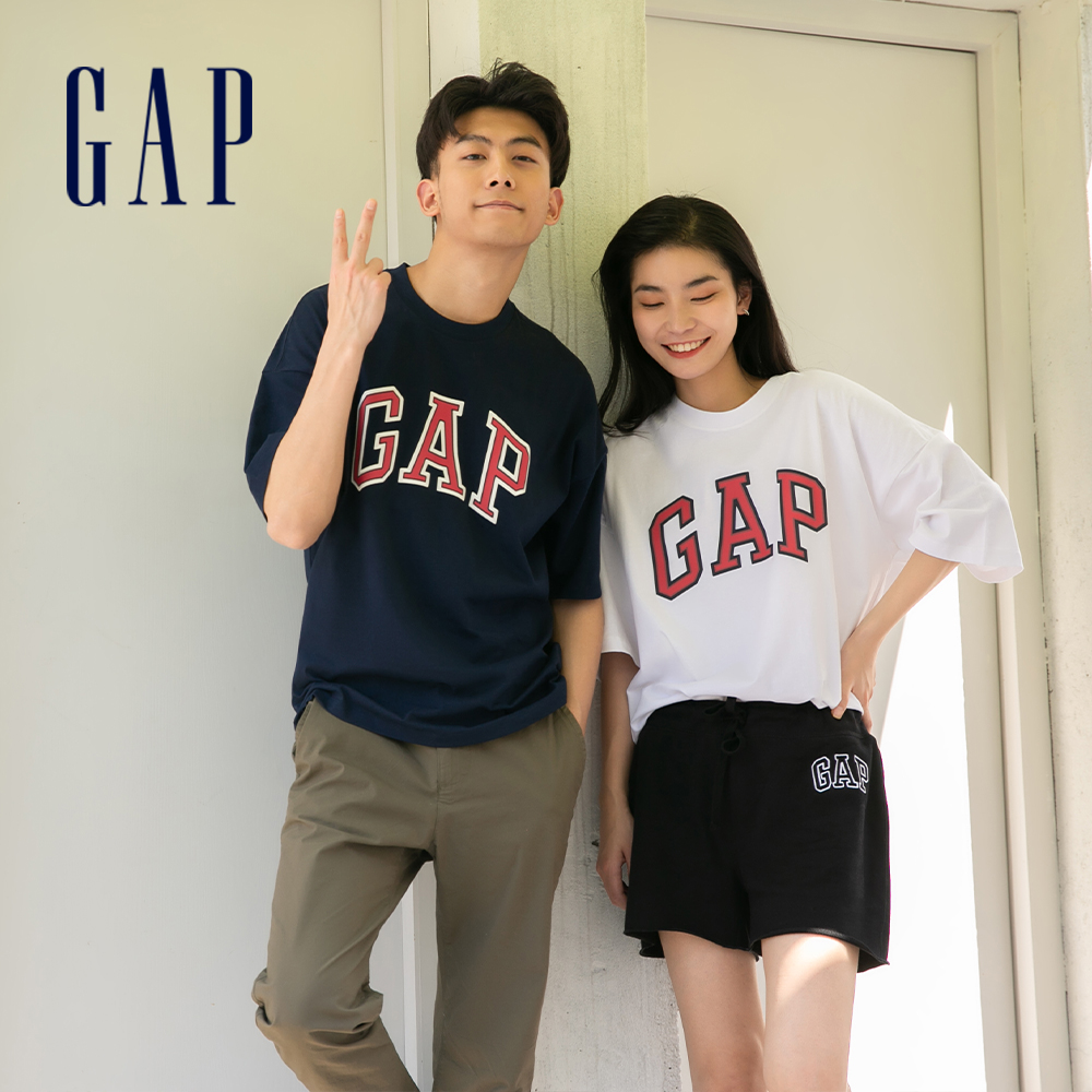 GAP Logo純棉短袖T恤【GAP】男女同款 Logo純棉短袖T恤 厚磅密織親膚系列-多色可選(688537)