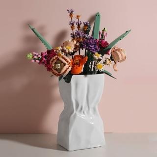 【JEN】創意褶皺淨白陶瓷花瓶花器工藝品居家裝飾桌面擺飾高23cm