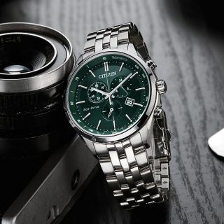 【CITIZEN 星辰】光動能復古風三眼計時手錶-銀x紳士綠 送行動電源(AT2149-85X)