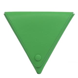 【BOTTEGA VENETA 寶緹嘉】簡約素雅小牛皮三角型卡片手拿包零錢包(綠)