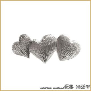【Akiko Sakai】日本磨砂金屬立體條紋愛造型髮夾(銀色款)