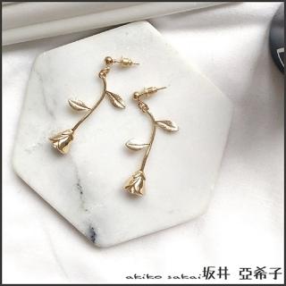 【Akiko Sakai】香檳玫瑰金屬質感玫瑰花造型耳環(耳針款)