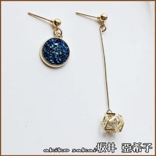 【Akiko Sakai】星空幻影立體六芒星不對稱造型耳環(耳針款)