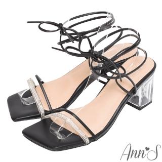 【Ann’S】夏日玻璃鞋-透明碎鑽一字綁帶粗跟方頭涼鞋-7.5cm(黑)