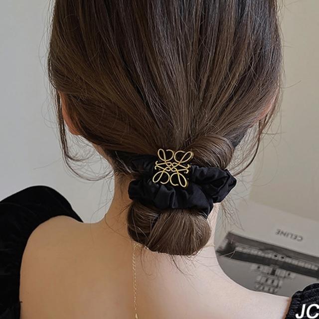 【JC Collection】韓國時尚典雅字母裝飾髮圈(黑色)