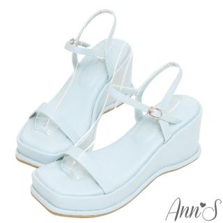 【Ann’S】美圖厚底系列-一字帶側V口方頭涼鞋-7.5cm(藍)