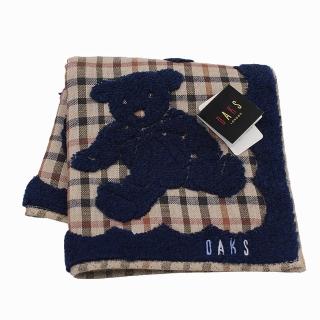 【DAKS】經典LOGO立體泰迪熊刺繡方巾(深藍色)