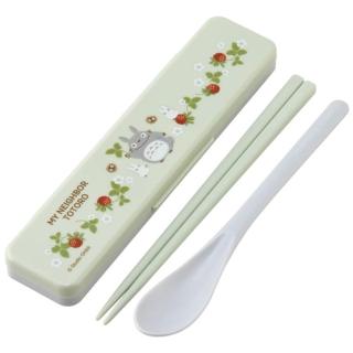 【小禮堂】吉卜力 龍貓 盒裝兩件式餐具組 Ag+ - 綠藍草莓款(平輸品) 宮崎駿