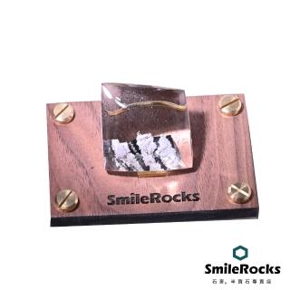 【SmileRocks 石麥】白幽四方形水晶 3.8x3.8x1.6cm(異象水晶 附SmilePad Stand 6x9底板)