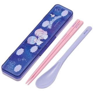 【小禮堂】雙子星 盒裝兩件式餐具組 Ag+ - 藍紫亮粉雲朵款(平輸品)