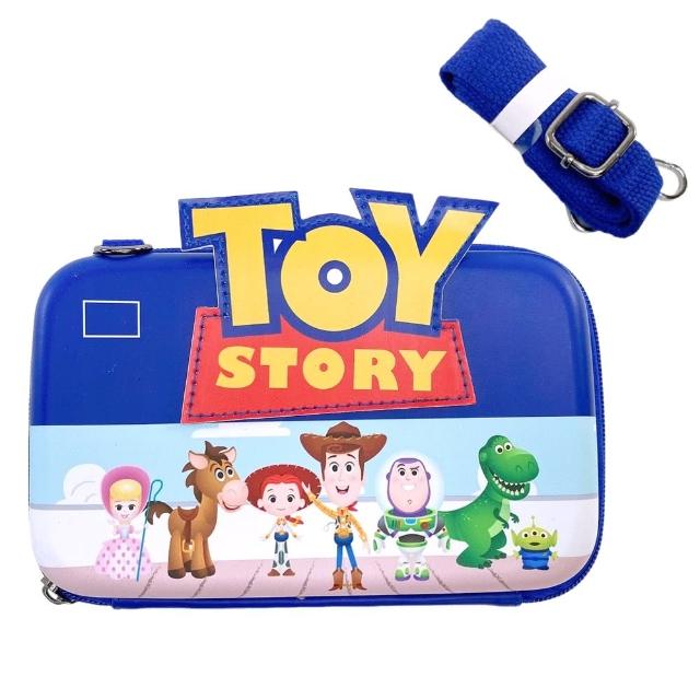 【小禮堂】迪士尼 玩具總動員 皮質硬殼相機包附背帶 - 藍集合款(平輸品)