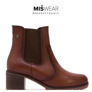 【MISWEAR】MISWEAR 真皮彈性雙色低跟靴-棕(舒適好穿脫)