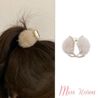 【MISS KOREA】毛絨髮夾 絨球髮夾/韓國設計毛絨絨球造型高馬尾夾 髮夾 抓夾(2色任選)