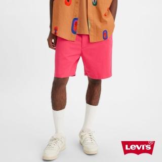 【LEVIS 官方旗艦】滑板系列 男款 寬鬆版卡其休閒短褲 / 蔓越莓 熱賣單品 A4323-0000