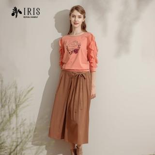 【IRIS 艾莉詩】水彩花圈荷葉袖純棉上衣-2色(26906)