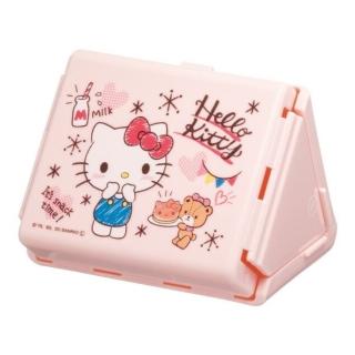 【小禮堂】HELLO KITTY 折疊式三角飯糰收納盒 - 粉鬆餅(平輸品) 凱蒂貓