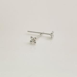 【Niloe】花朵純銀耳環 針式耳環 女款創新設計(925純銀 耳環 針式 造型)