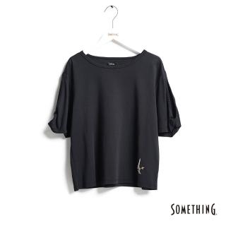 【SOMETHING】女裝 落肩垂墜寬短版剪裁T恤(黑色)
