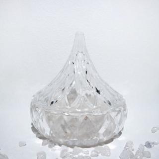 【Dawn Fashion 彤恩時尚】天然水晶 消磁淨化玻璃碗 // 含300克高品質 白水晶碎石(華麗款)
