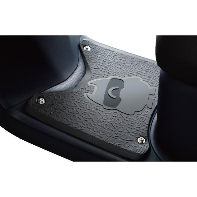 【eMOVING】e-mu造型專屬腳踏墊(EZ1電動機車配件BW659037)