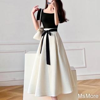 【MsMore】套裝時尚氣質收腰顯瘦方領短袖小香風半身裙針織兩件式套裝#117178(黑白)