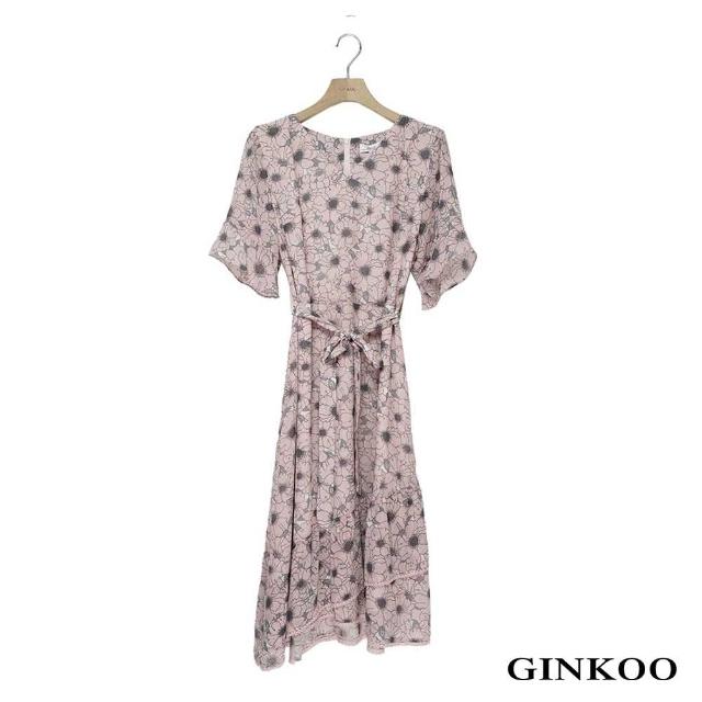 【GINKOO 俊克】花朵滿版綁帶裙襬荷葉洋裝