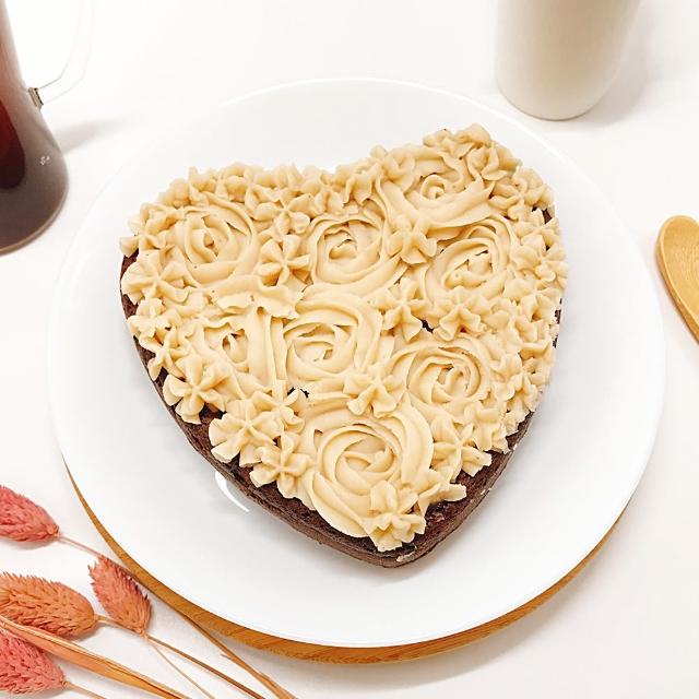 【樂活e棧】生日快樂造型-愛心巧克力蛋糕-6吋1顆(限卡 低澱粉 手作蛋糕)