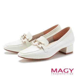 【MAGY】鑲金鍊條牛皮方頭粗低跟鞋(白色)