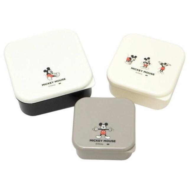 【小禮堂】Disney 迪士尼 米奇 方形保鮮盒3入組 - 米灰動作款(平輸品)