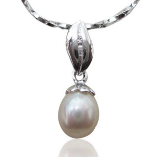 【小樂珠寶】橢圓珠水滴形淡水天然珍珠單顆項鍊(極百搭風格寵愛自己極簡風格)