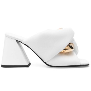 【JW Anderson】時尚氣質金飾造型舒適皮革涼鞋(白)