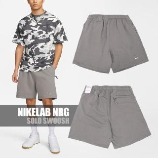 【NIKE 耐吉】短褲 Lab Solo Swoosh Shorts 男款 灰 拉鍊口袋 抽繩 棉褲(DX0818-029)