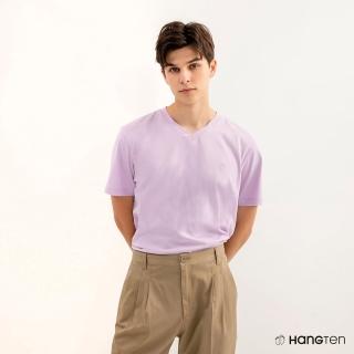 【Hang Ten】男裝-COMFORT FIT BCI純棉經典腳丫V領短袖T恤(淺紫)