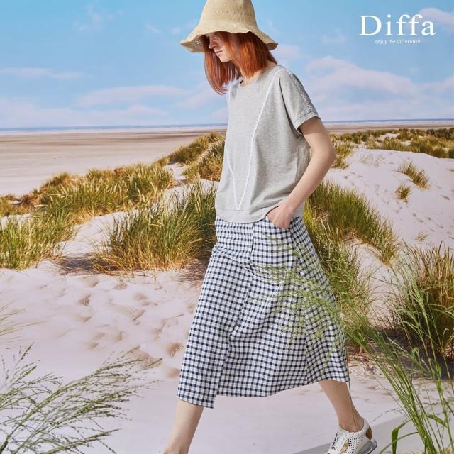 【Diffa】藍白格A字長裙-女