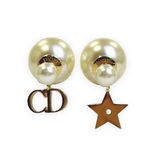 【Dior 迪奧】TRIBALES 經典CD LOGO 星星 復古金色 金屬 珍珠 耳環耳環(E1038TRIRS301)