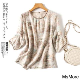 【MsMore】工藝圓領絲質舒適七分袖寬鬆印花短版上衣#117869(花紋)