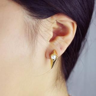 【Olivia Yao Jewellery】18K金搖滾之心金色三角珍珠耳環(Malta Collection)