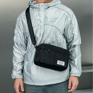 【MoonDy】郵差包 男生包包 側背包 多功能包包 尼龍斜背包 手機包包 隨身包 貼身包包 機能性側背包