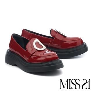 【MISS 21】復古學院風扭曲大釦牛漆皮樂福大頭厚底鞋(紅)