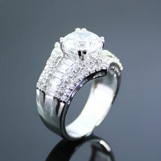 【Celosa珠寶】-皇后晶鑽戒指