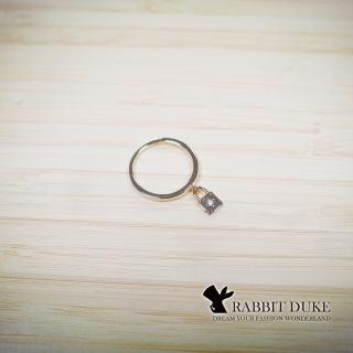 【RD 兔子公爵】現貨 經典歐美風格 個性簡單設計鎖頭墬飾戒指(單色)