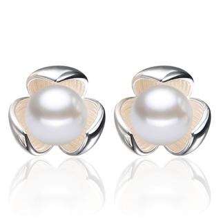 【I.Dear Jewelry】珍珠花語-韓國網紅氣質花朵鑲珍珠造型銀色耳針耳環(珍珠花語)