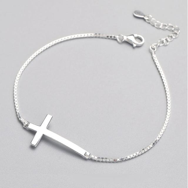 【Jpqueen】甜美十字架簡約收藏手鍊(銀色)
