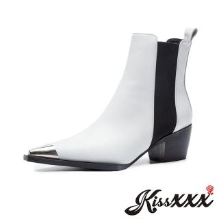 【KissXXX】尖頭設計感V型防水台金屬拼接粗跟切爾西短靴(白)