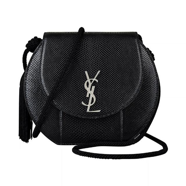 【YSL】YSL SAINT LAURENT銀字LOGO流蘇設計牛皮扣式斜背包(黑)