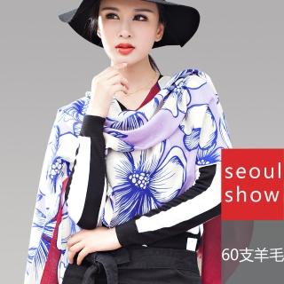 【Seoul Show】60支紗 映花夜語 100%純羊毛印花圍巾保暖披肩(紅紫色)