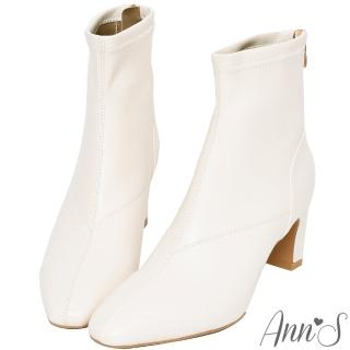 【Ann’S】充滿自信-美型貼腿剪裁方頭扁跟短靴6cm(米白)