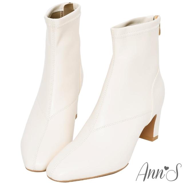 【Ann’S】充滿自信-美型貼腿剪裁方頭扁跟短靴6cm(米白)